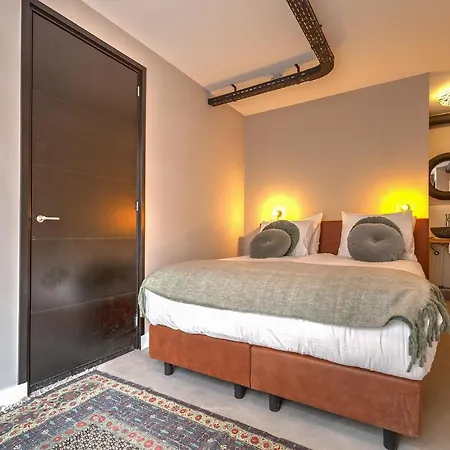 Completely New Apartment, In The Centre Of Daire Bussum